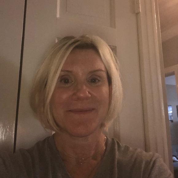 Meet your Posher, Kelli - Picture 1 of 1